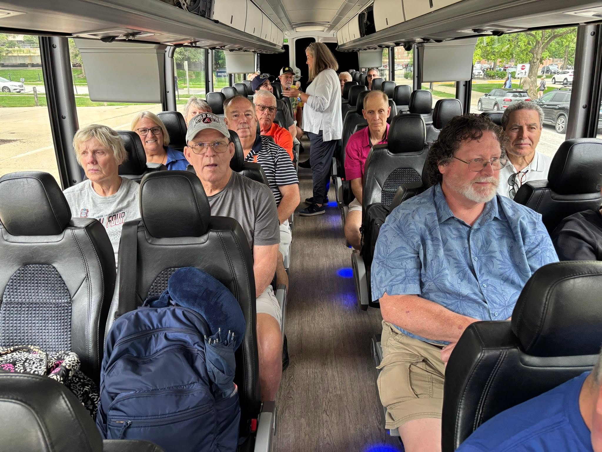 Inspired by student trip, Illini alumni hit the road for tour of American sports, culture