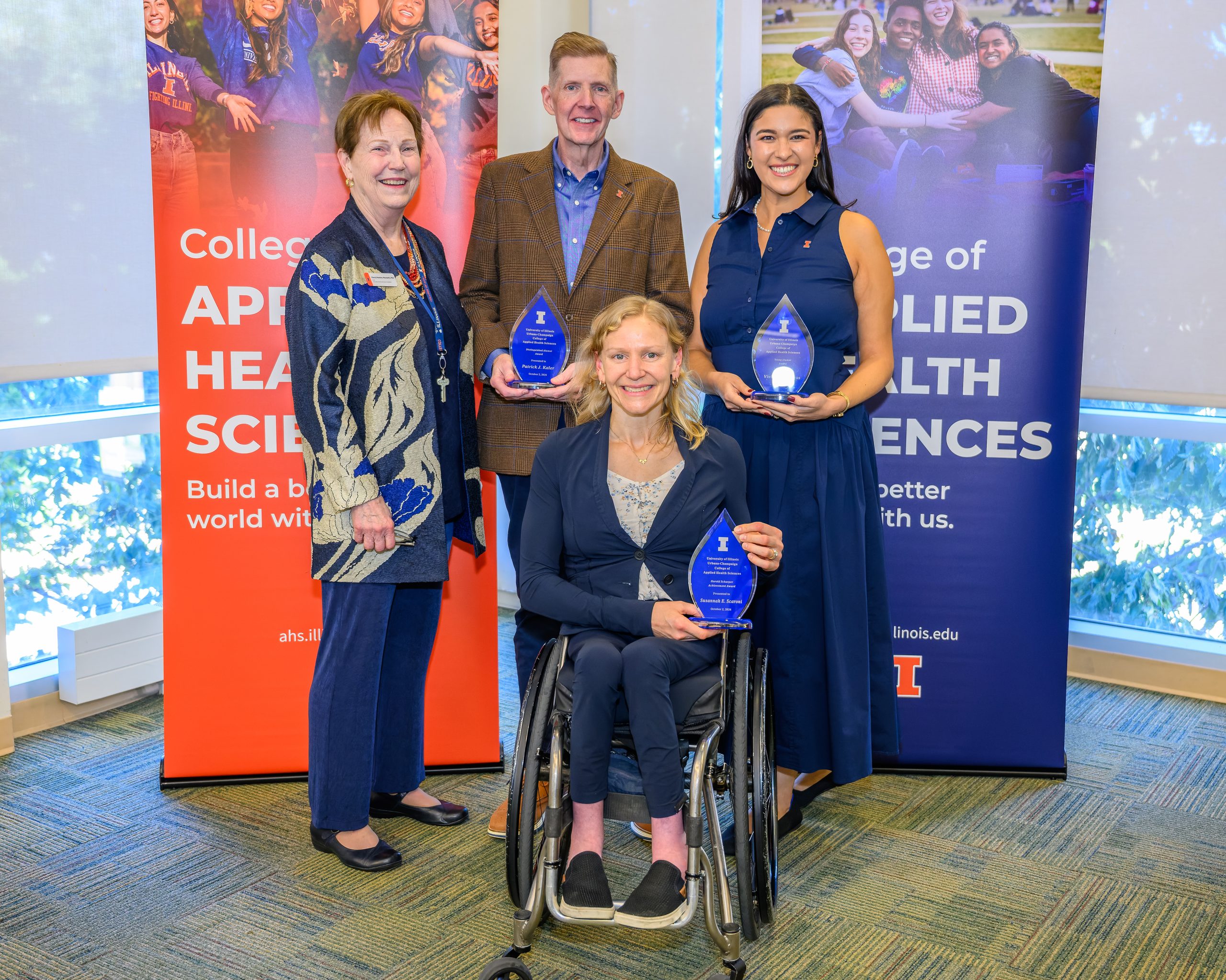 Illinois alumni award winners turn opportunity into service